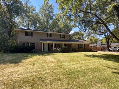 7836 Wawasee Dr