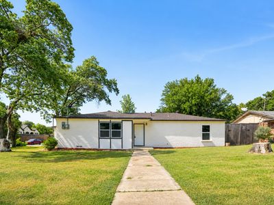 5001 Meadowbrook Dr