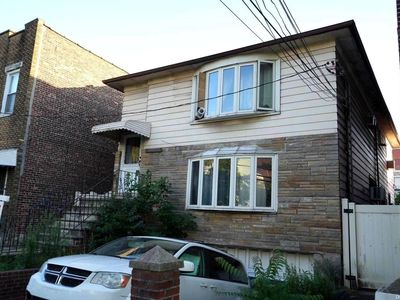 57-44 Seabury Street