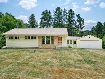 9648 Hyne Rd