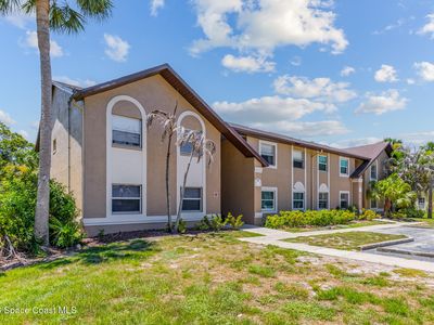 275 Spring Dr APT 4
