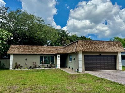 1011 Winding Oaks Dr