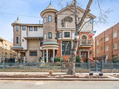 1022 Pearl Street #203