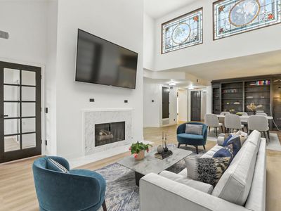 4728 Park Encino Ln UNIT 318