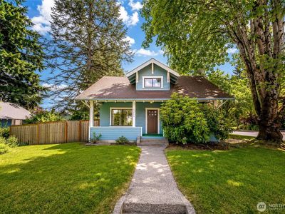 1219 9th Avenue SW