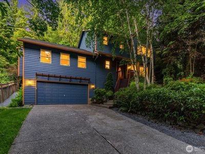 4635 Seahurst Avenue