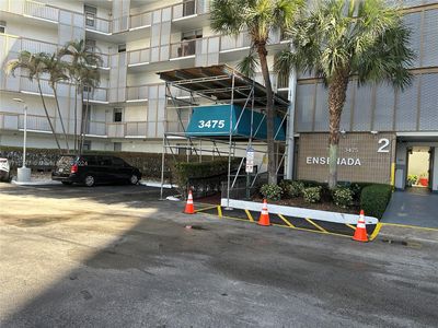 3475 N Country Club Dr APT 618