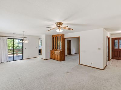 19098 Deane Dr