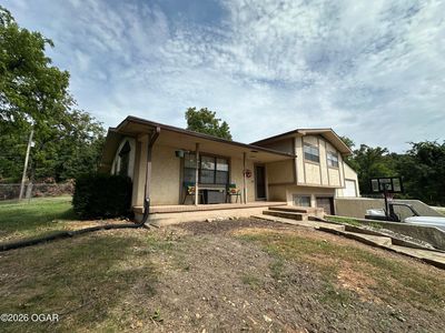 12233 Apple Rd