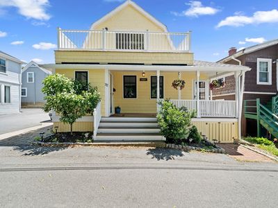 32 Maple Ave