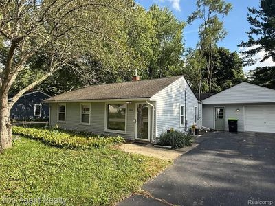 2848 Edna Jane Dr