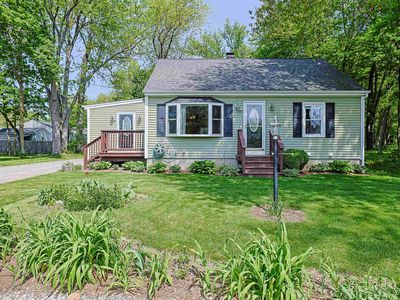 99 Knowlton Street