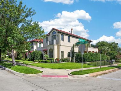 3700 Crestline Rd