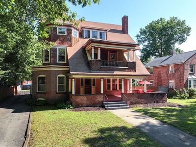 171 Dartmouth Ter