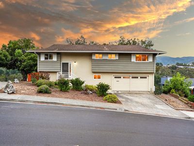 1241 Lerida Way