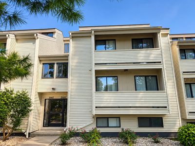 2105 Melrose Dr APT C