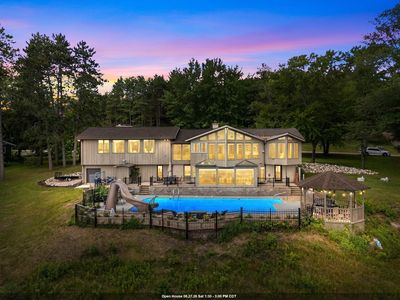 W8255 Buttercup Ct