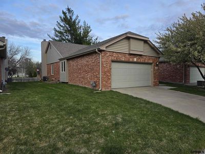 5820 Brittany Pl