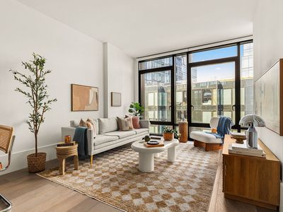 429 Kent Ave #639