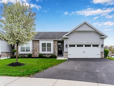1635 Shady Maple Ct