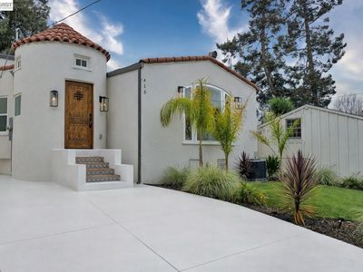 415 Berkeley Park Blvd