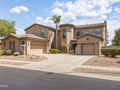 4615 E CARRIAGE Court