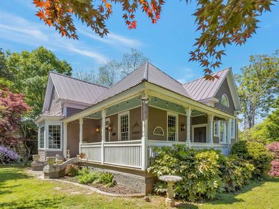 103 Gaines St