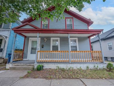 212 East St