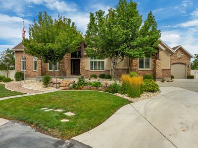 12904 S Cabot Cv
