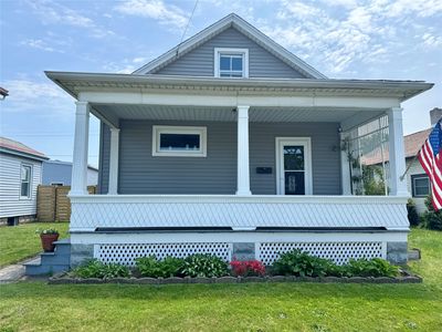 933 Brown Ave