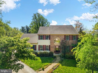 111 Brookhollow Dr
