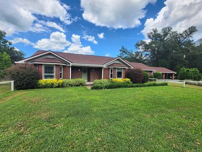 18254 NE Live Oak Ln