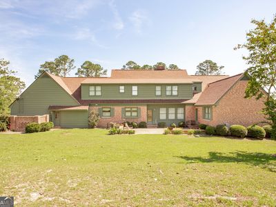 Property at 220 Lake Shore Dr, Alma, GA