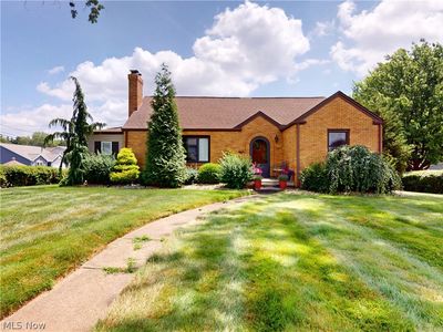 2414 Lakeside Ave NW