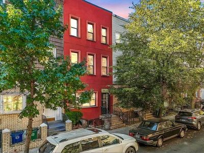 37 Jewel St APT 1