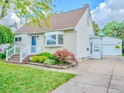193 E Melcourt Dr