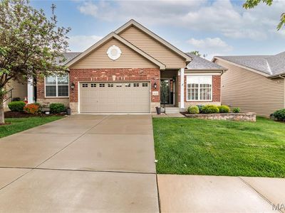 Property at 16128 Amber Vista Dr, Ellisville, MO