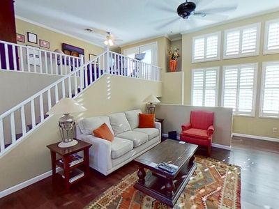 15221 N Clubgate Dr UNIT 2044