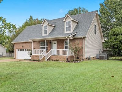 128 Honeysuckle Dr