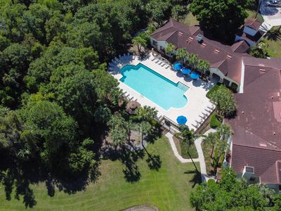 272 SE Kitching Circle