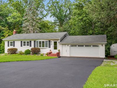 Property at 12 Cedarwood Lane, Shelton, CT