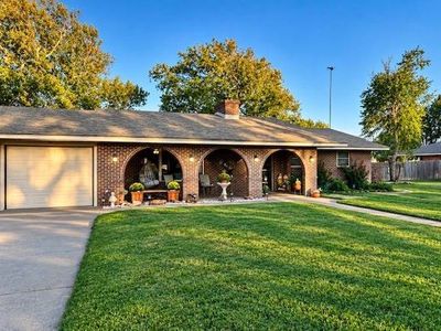 918 Baker Pl