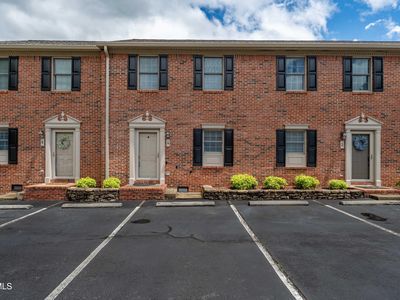 1107 E 8th Ave APT 4