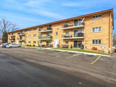 9430 Greenbriar Dr APT 2H