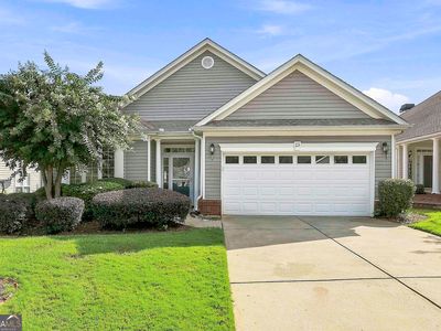 Property at 13 Hillside Dr, Newnan, GA
