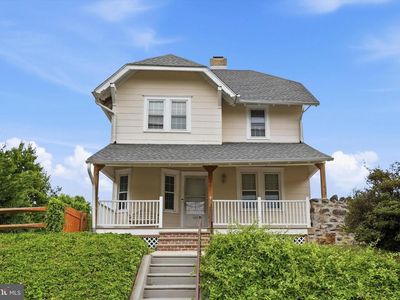 4611 Linden Ave