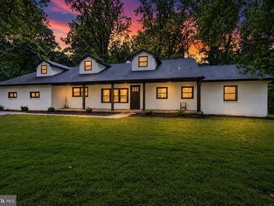 8 Lupine Ln