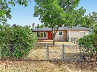 1332 Winchester Ave
