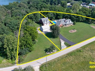 550/572 Dog Creek Rd