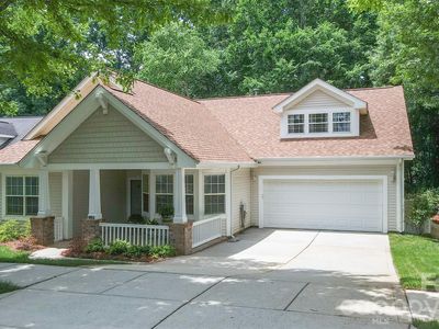6855 Colonial Garden Dr